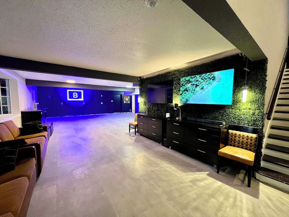 Boardwalk Suites Lafayette 2