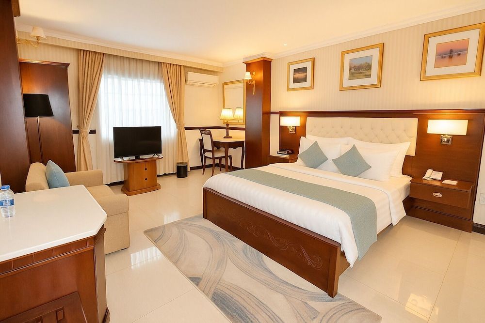 S79 Sunflower Hotel & Spa 1