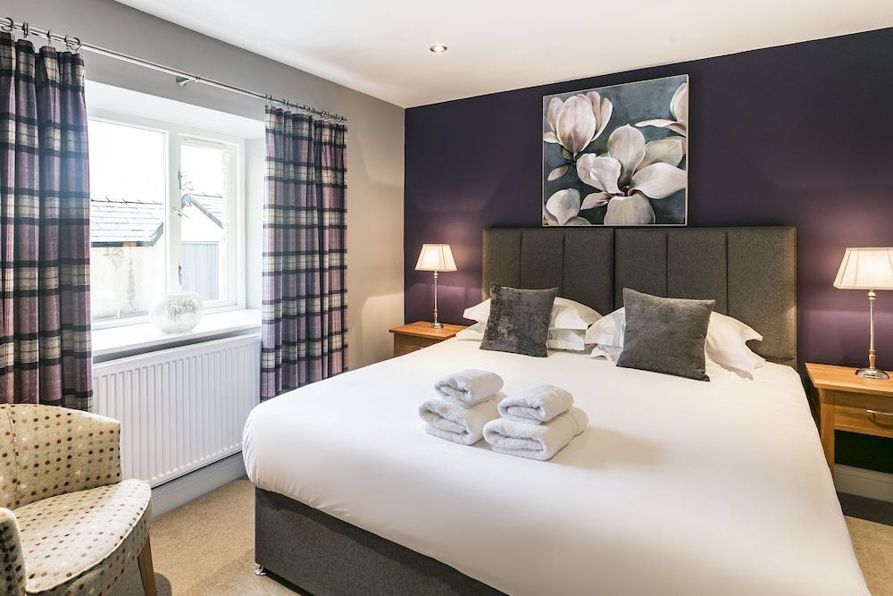 The Lodge Rooms @ Carus Green 1