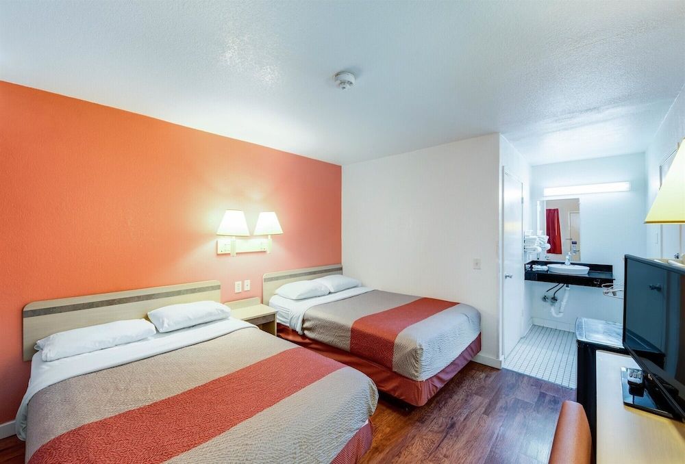 Motel 6-Greenville, TX 1