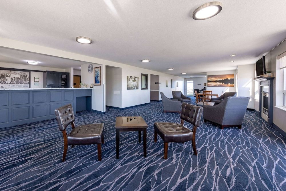 Super 8 by Wyndham Jackson MN 2