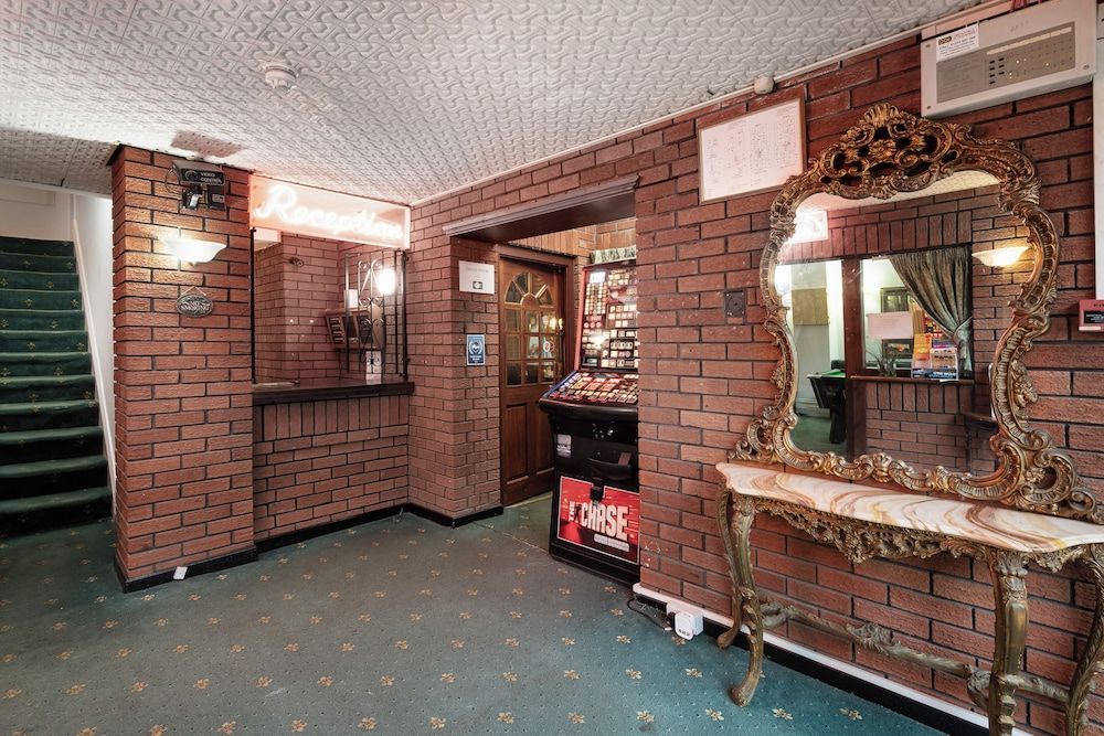 Royal Oakwell Hotel 2