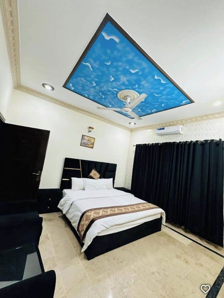 Pearl Galaxy Family Guest House 2