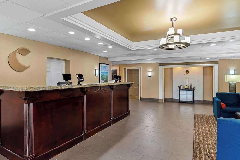 Comfort Inn & Suites Staunton 2