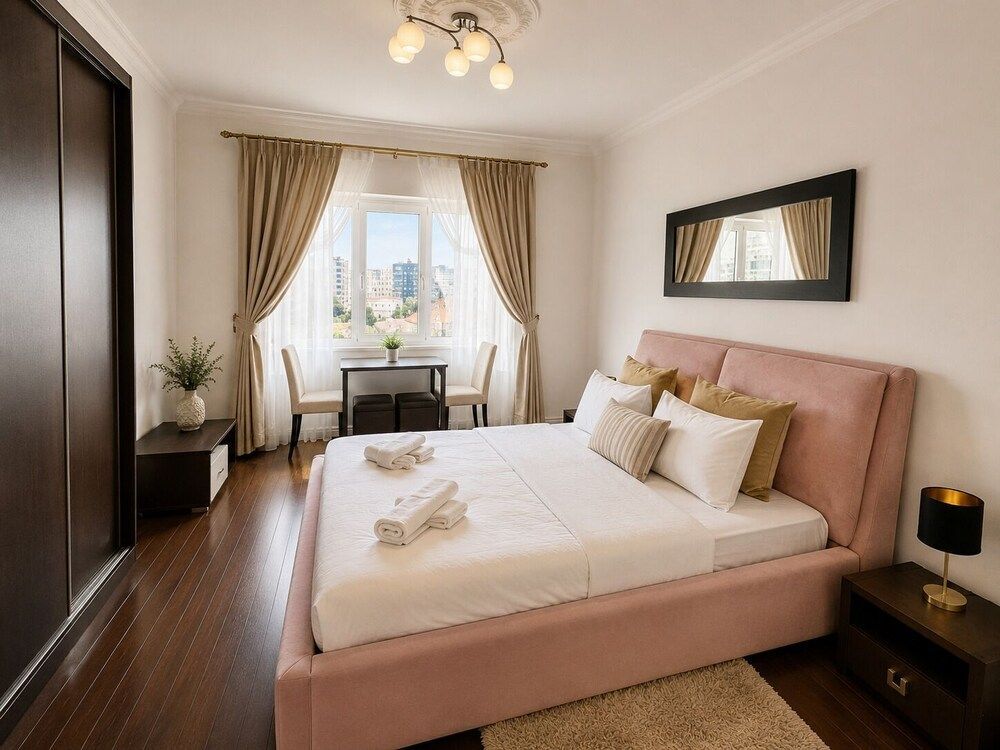 Baroq Central City Apartment 2