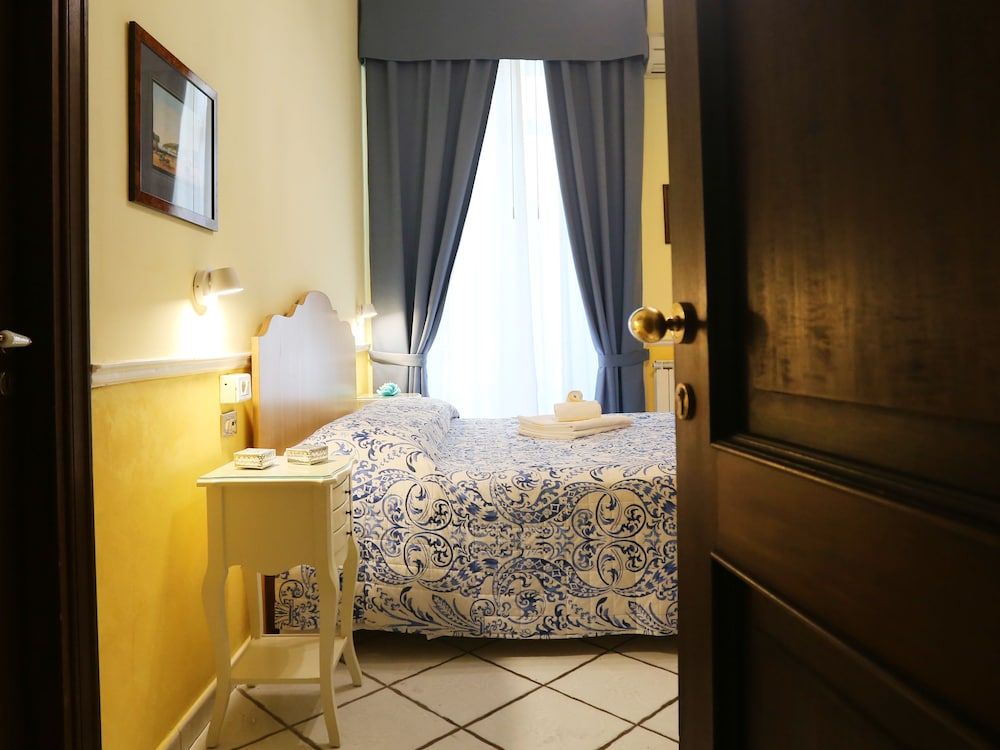 Santa Lucia 50 1