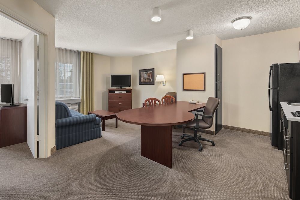 Candlewood Suites RALEIGH CRABTREE by IHG 2