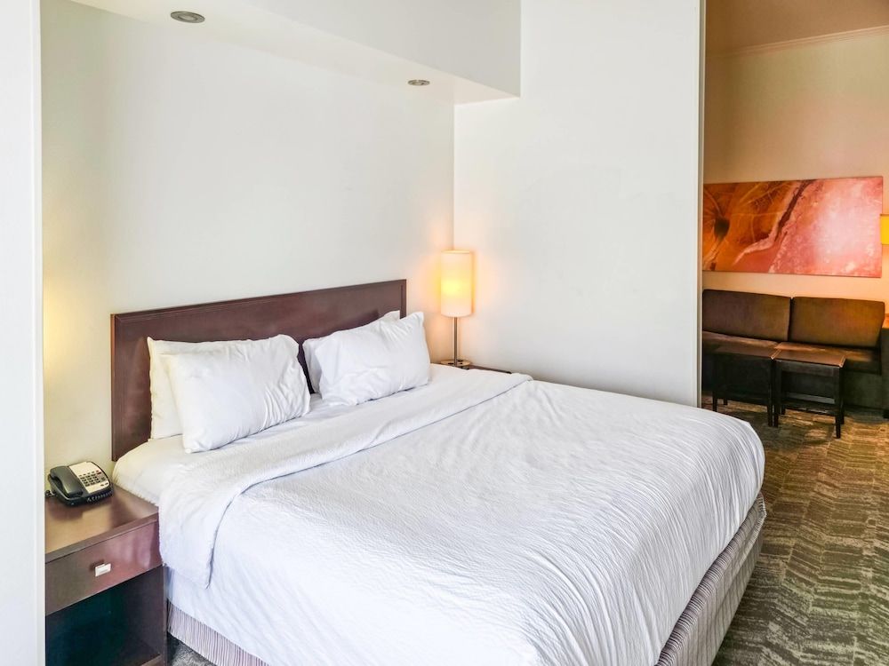 Comfort Suites Ardmore 1