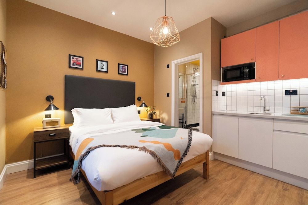 Room2 London Hammersmith Townhouse 2