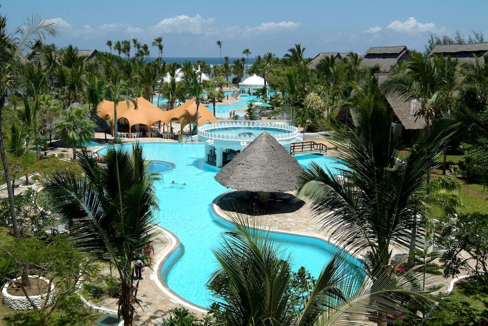 Southern Palms Beach Resort 1