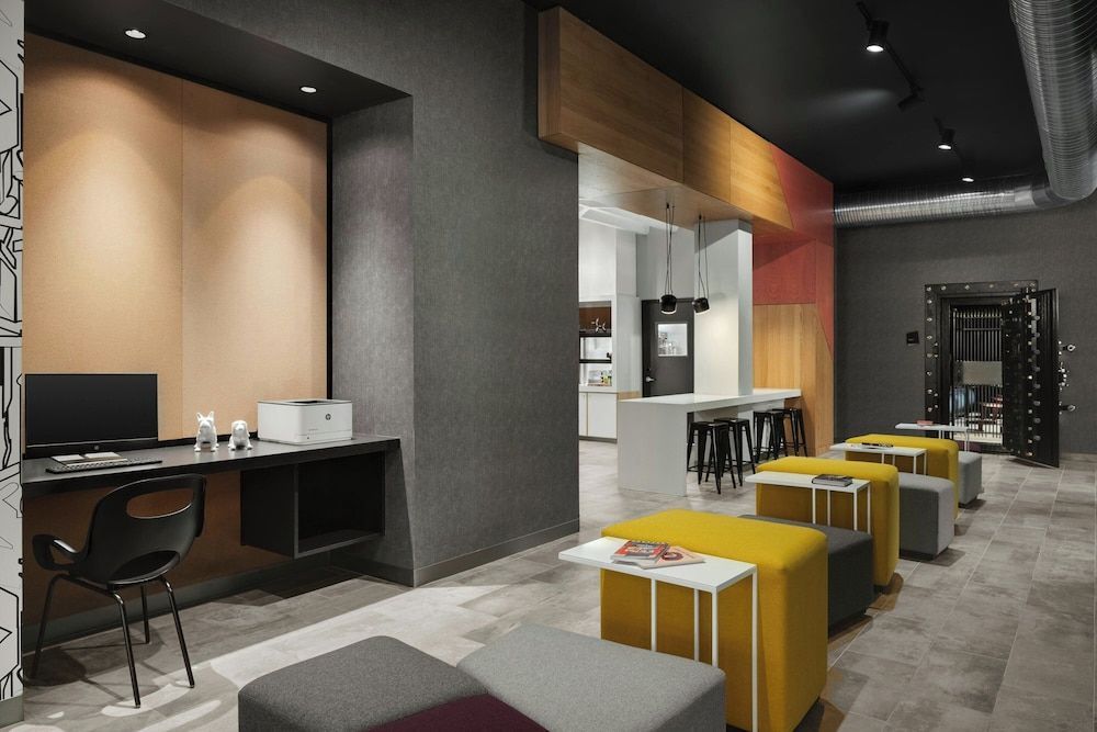 Aloft by Marriott Indianapolis Downtown 2