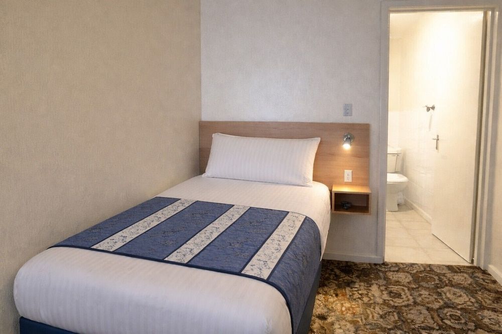 Laguna Hotel 1