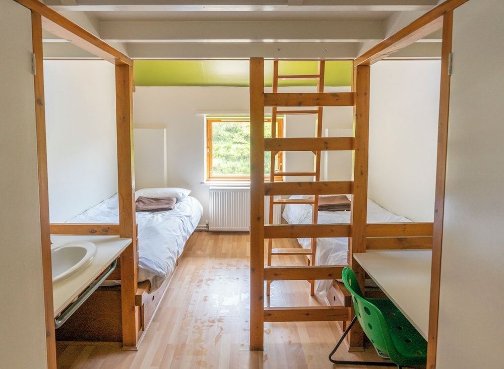IOU Hebden Bridge Vegetarian Hostel 2