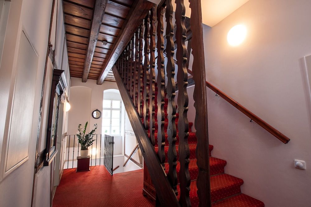 Tyn Yard Residence 2