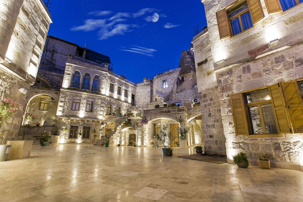 Imperial Cave Suites & Spa 1