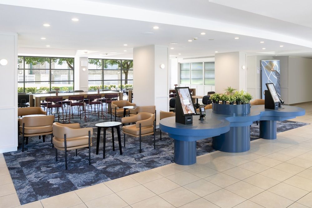 Mercure Sydney Macquarie Park 1