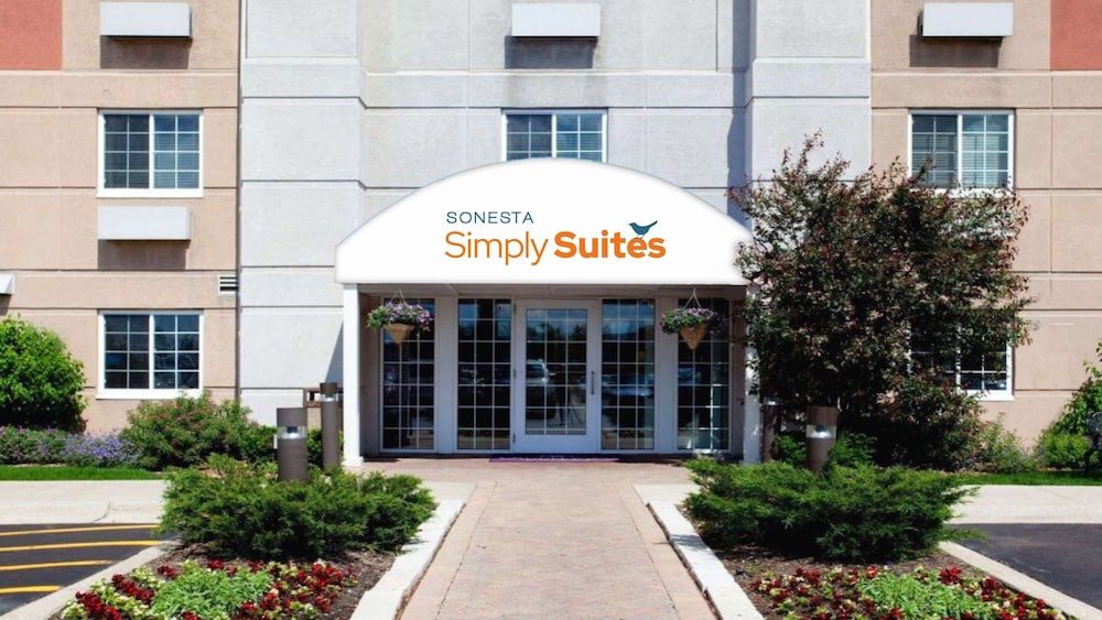 Sonesta Simply Suites Chicago O'Hare Airport 1