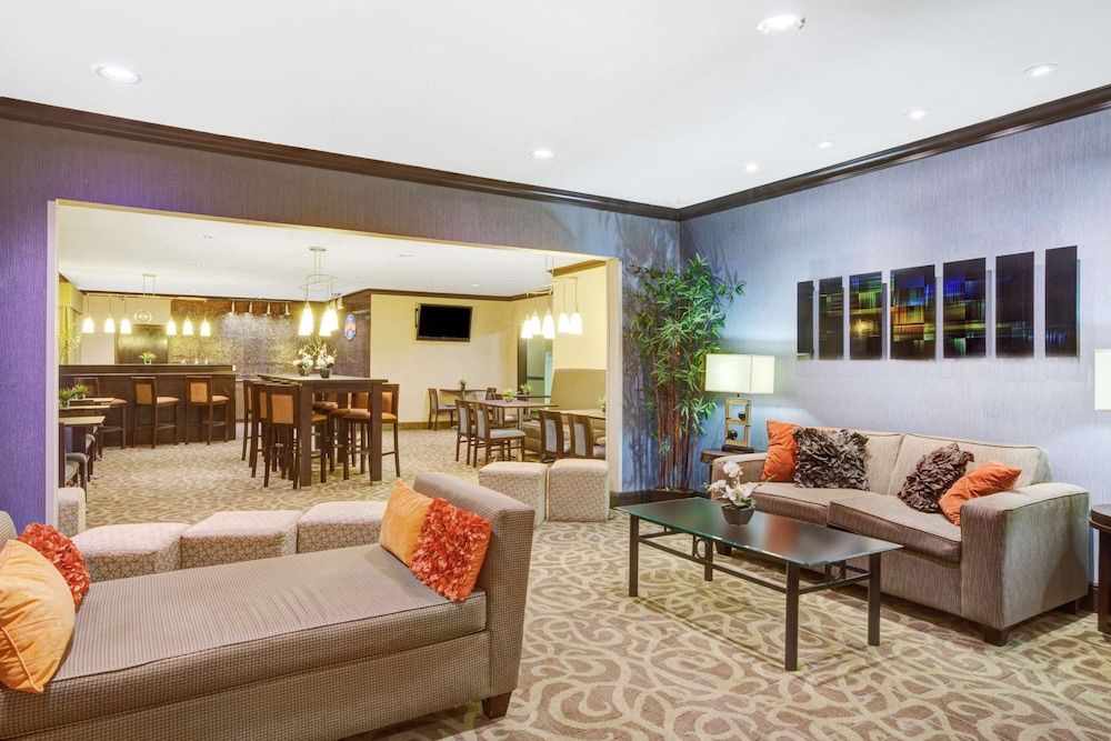 Baymont by Wyndham Dallas/ Love Field 2