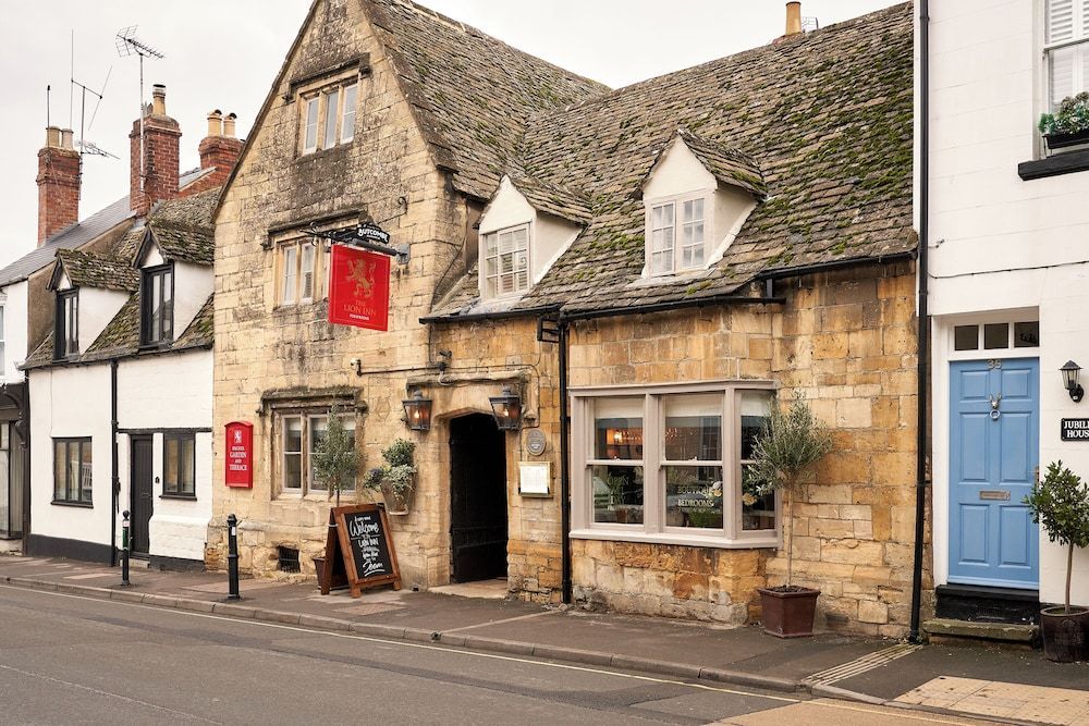 The Lion Inn 1