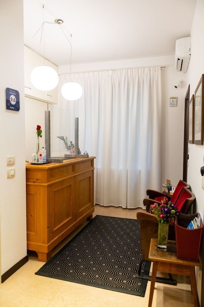 Relais La Torre - Domus Verona 2