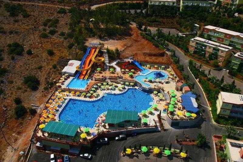 Aqua Sun Village 1