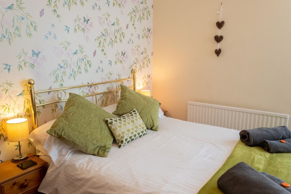 Beecroft Lodge 2