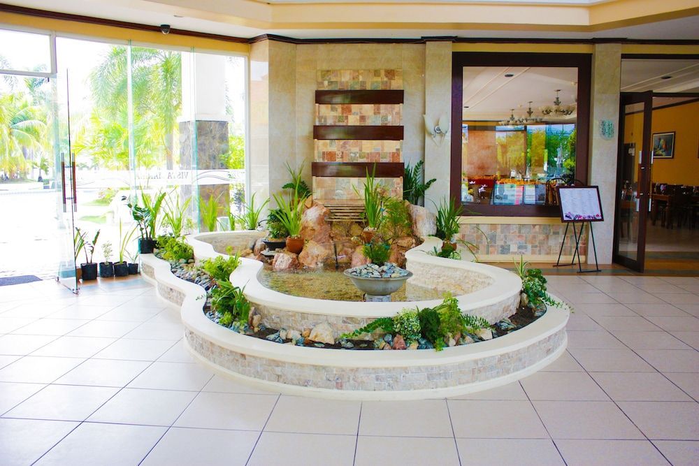 Vista Marina Hotel and Resort 2