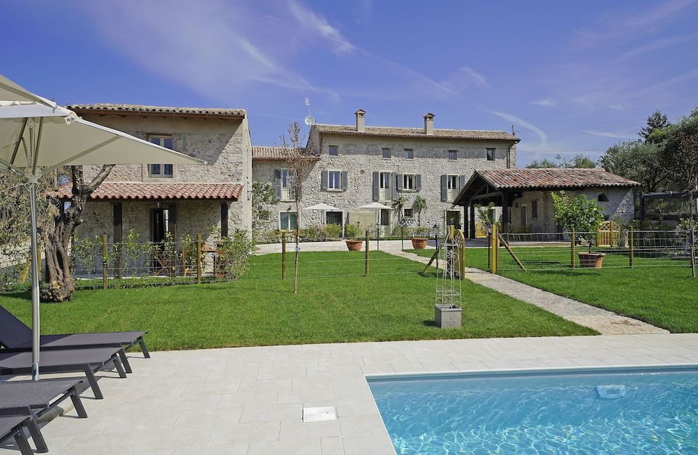 Dogoli Country Apartments 1