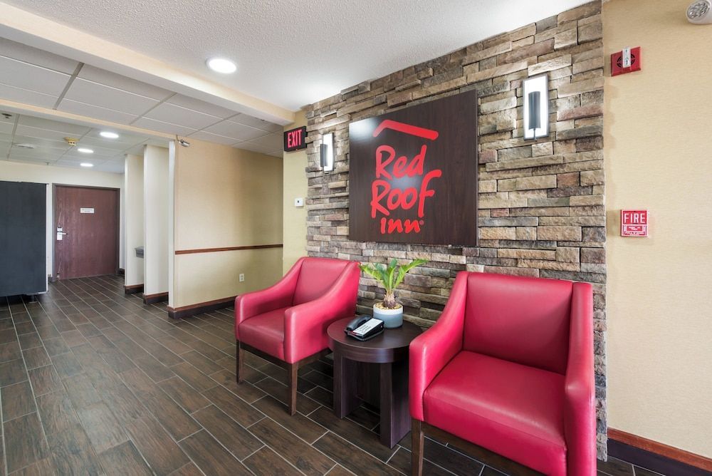Red Roof Inn Auburn 2