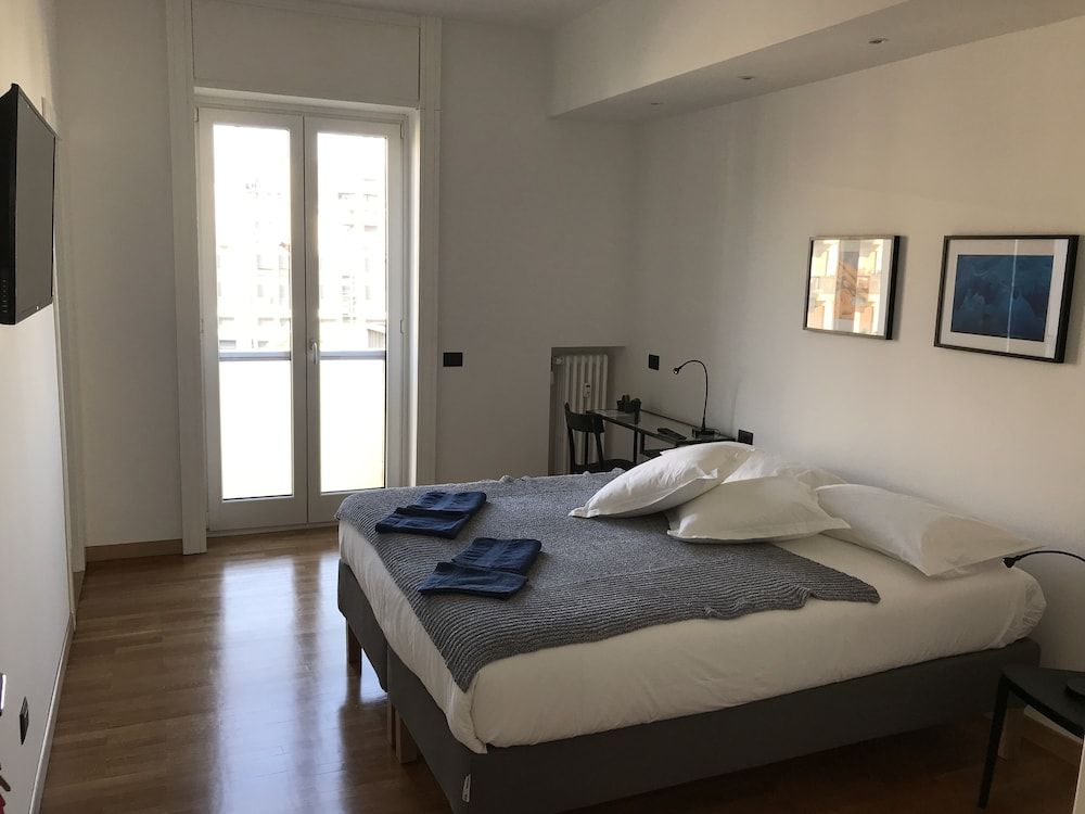 Feel@Home Apartment+Rooms 1