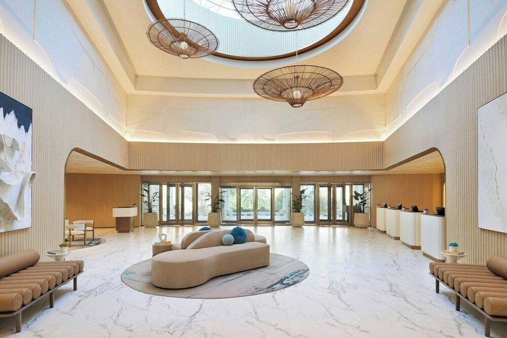 Le Meridien Al Aqah Beach Resort 2