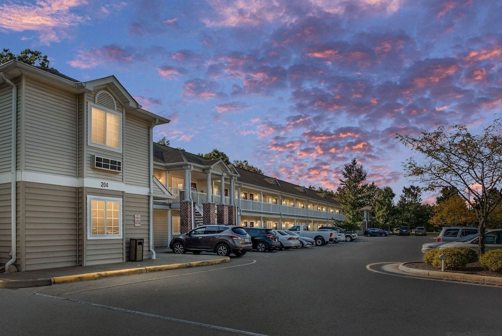 Affordable Suites of America Fredericksburg 1