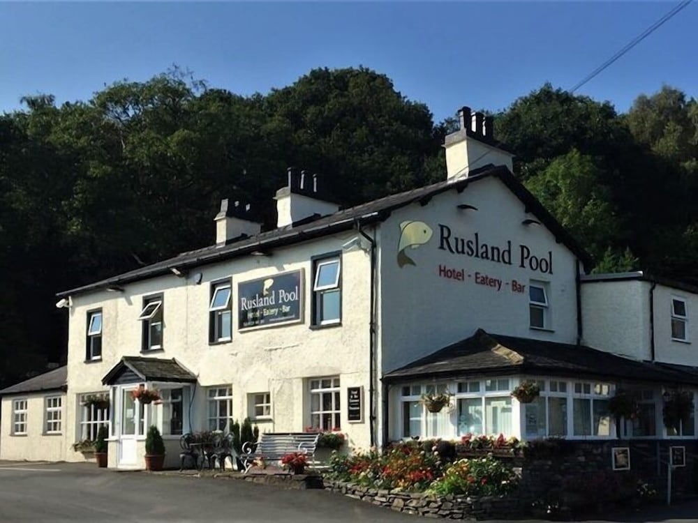 The Rusland Pool Hotel 1