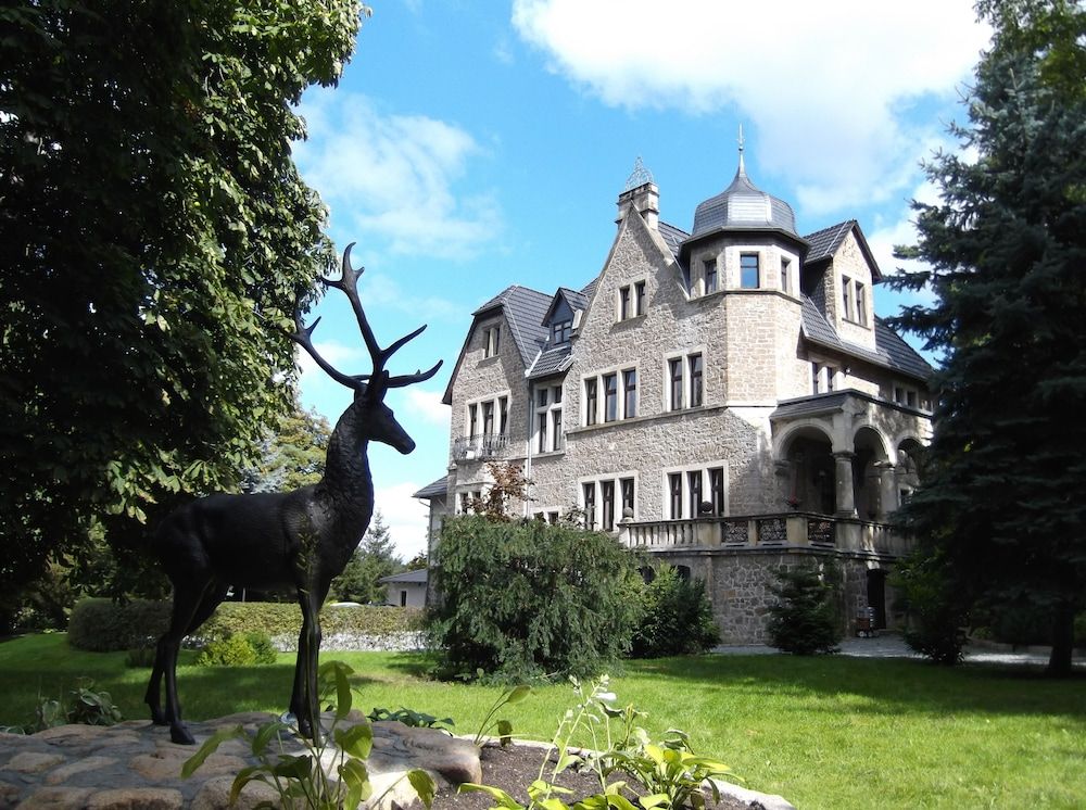 Schlosshotel Stecklenberg 1