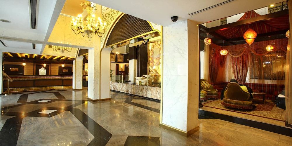 Arabian Courtyard Hotel & Spa 2