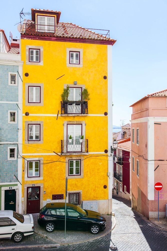 Spirit of Two by Lisbon Unique Apart 1