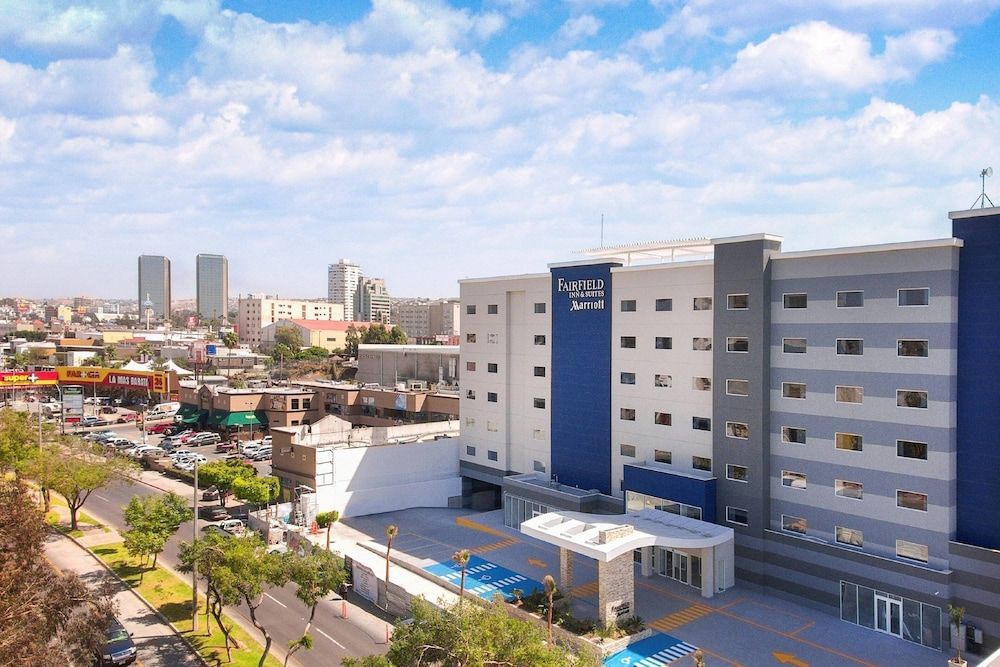Fairfield Inn & Suites by Marriott Tijuana 1