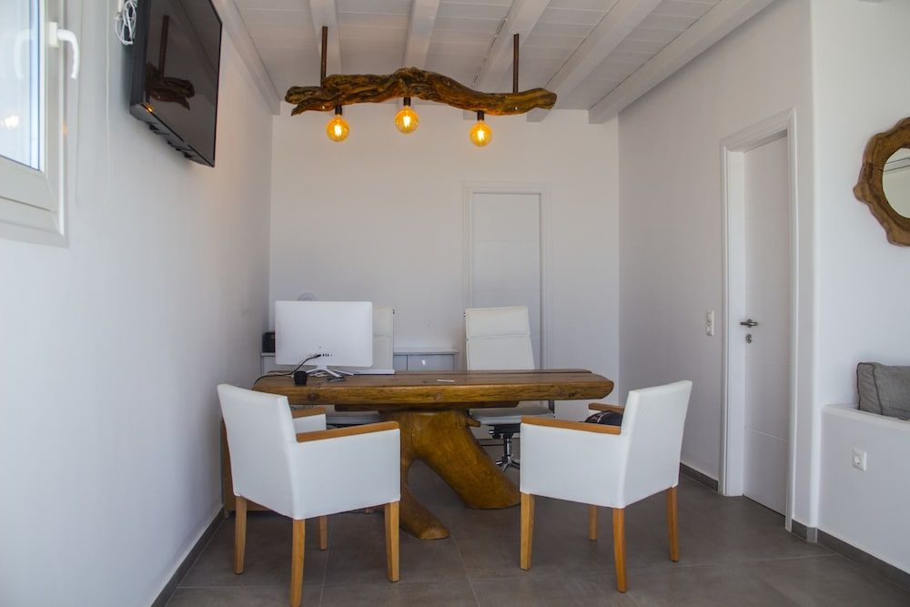 Eternal Suites 2