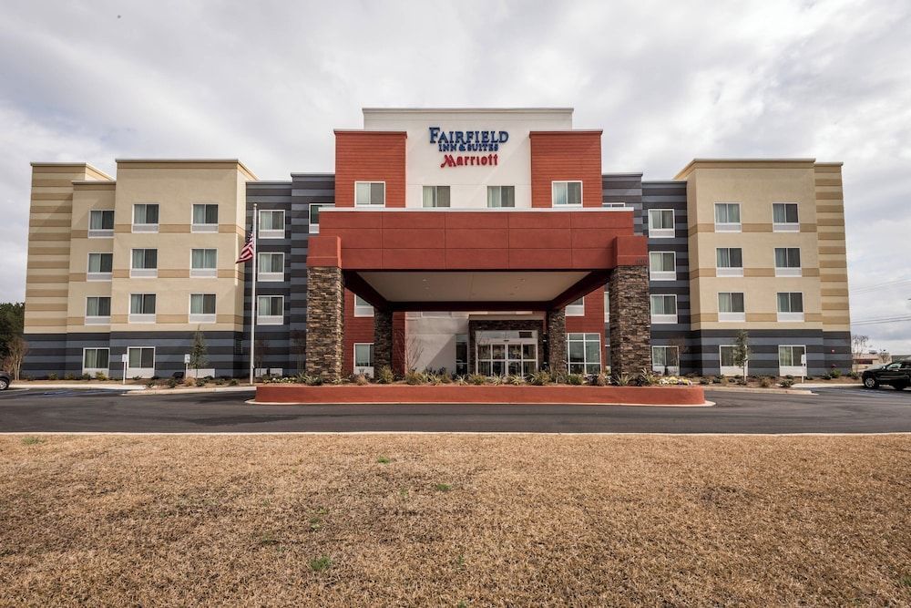 Fairfield Inn & Suites by Marriott Meridian 1