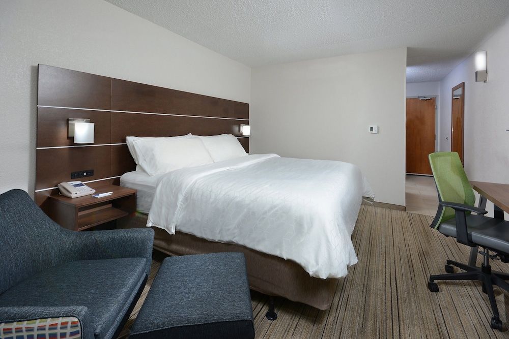 Holiday Inn Express DANVILLE by IHG 2