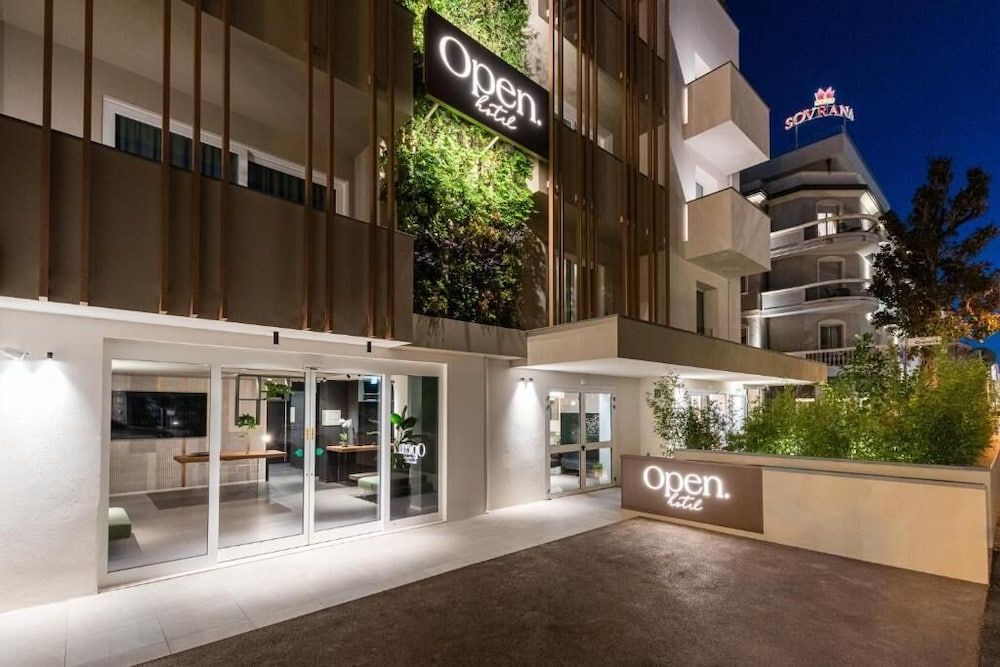 Open Hotel 1