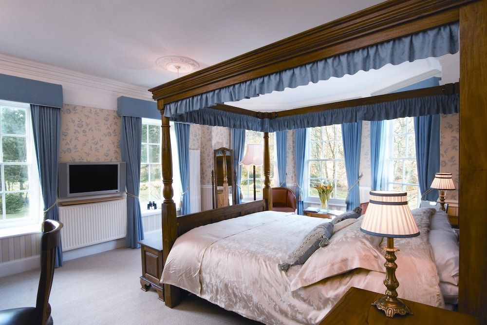 Rose in Vale Country House Hotel 2