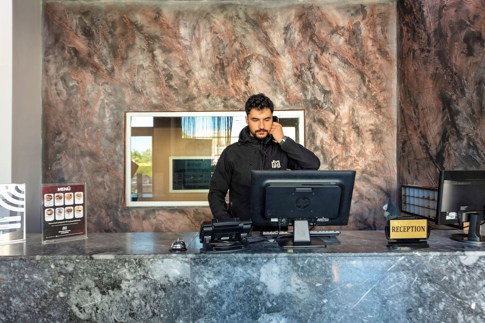 Dedem Hotel Express-İstanbul Airport-Round Trip Airport Service 2