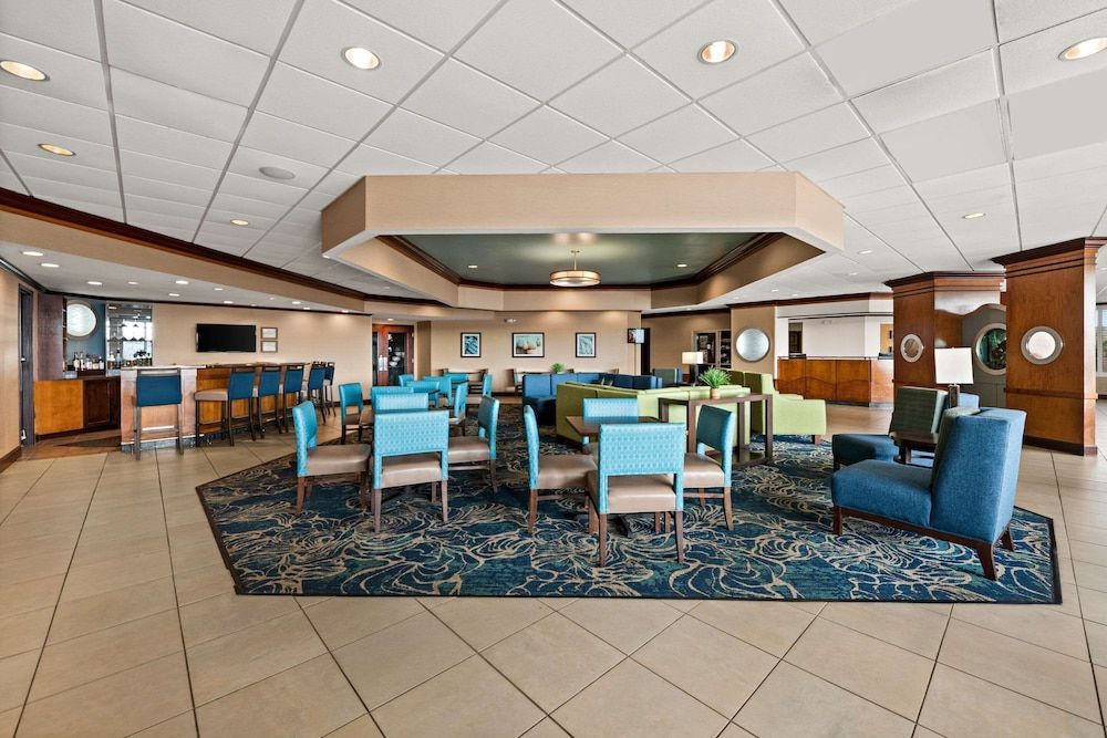 Comfort Inn On the Ocean 2