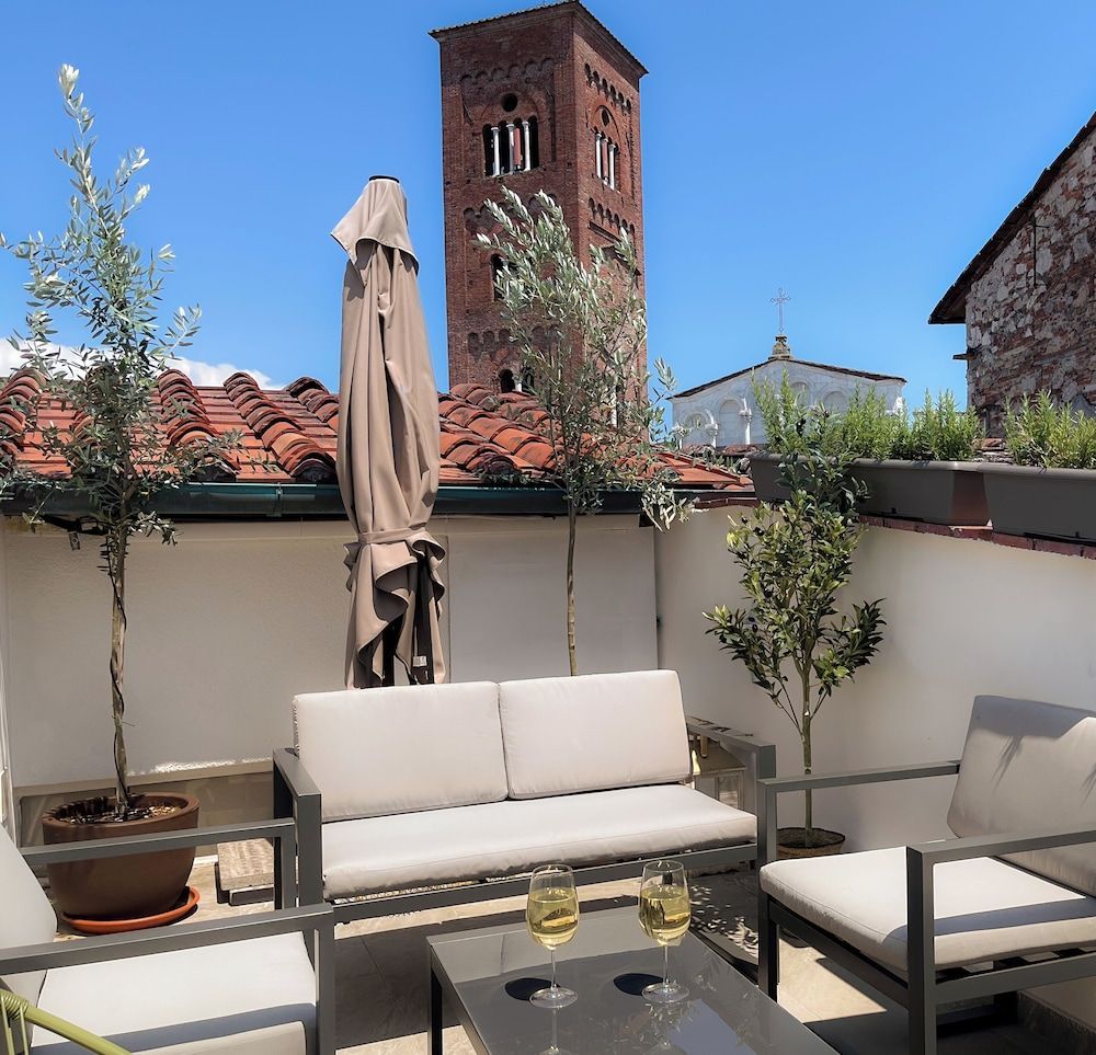 Lucca Old Town Apartment 1