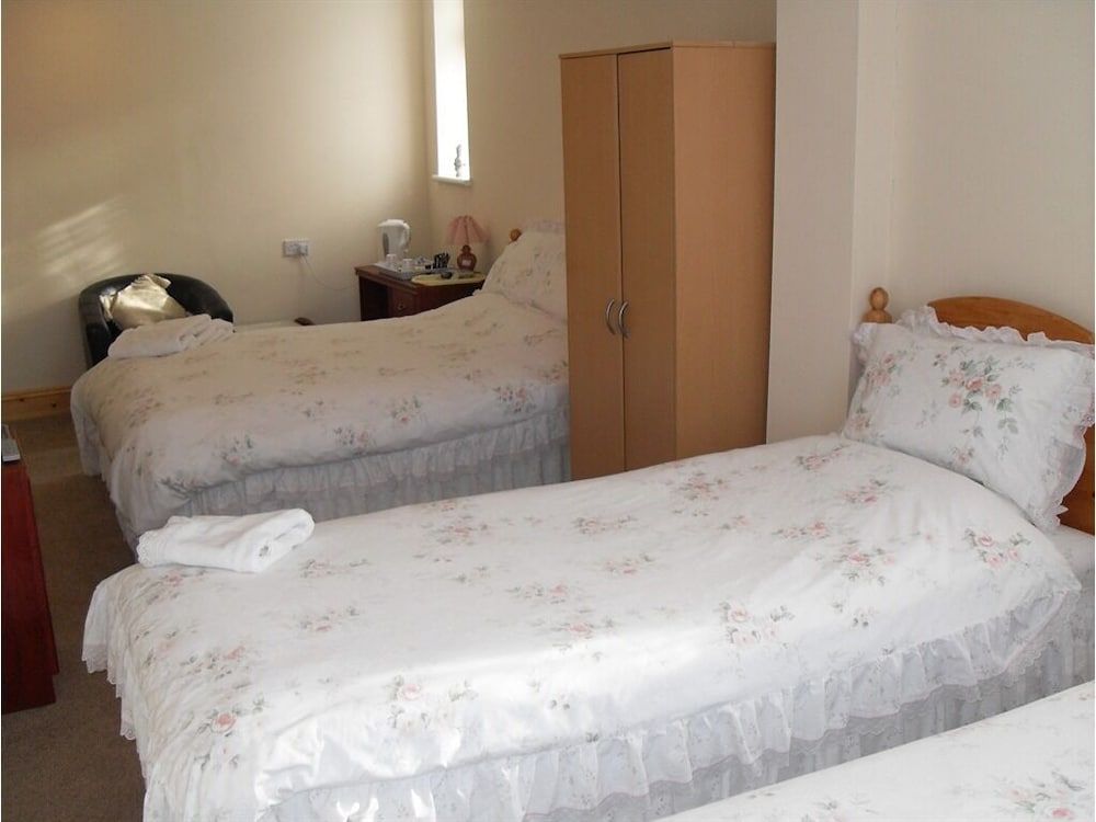 Alma Lodge Guest House 2