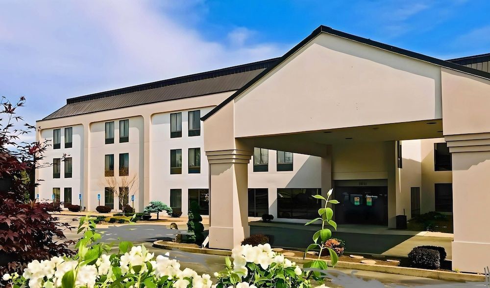 Comfort Inn, Erie - Near Presque Isle 1