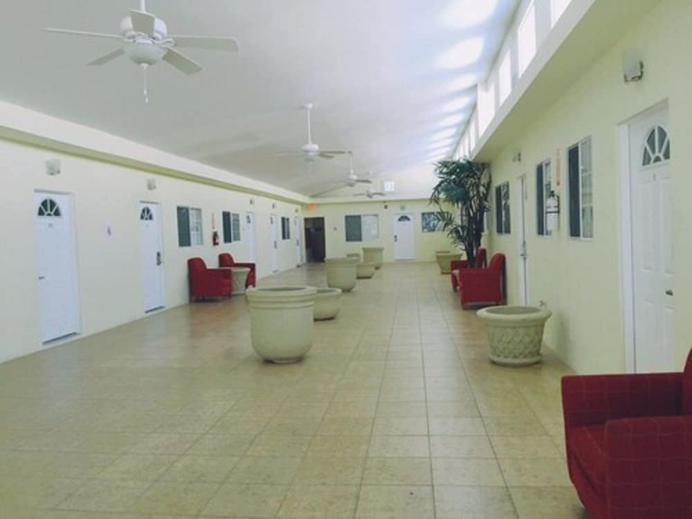 Europa Inn & Suites 2
