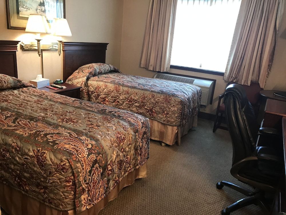 Uptown Motel Kenai 1