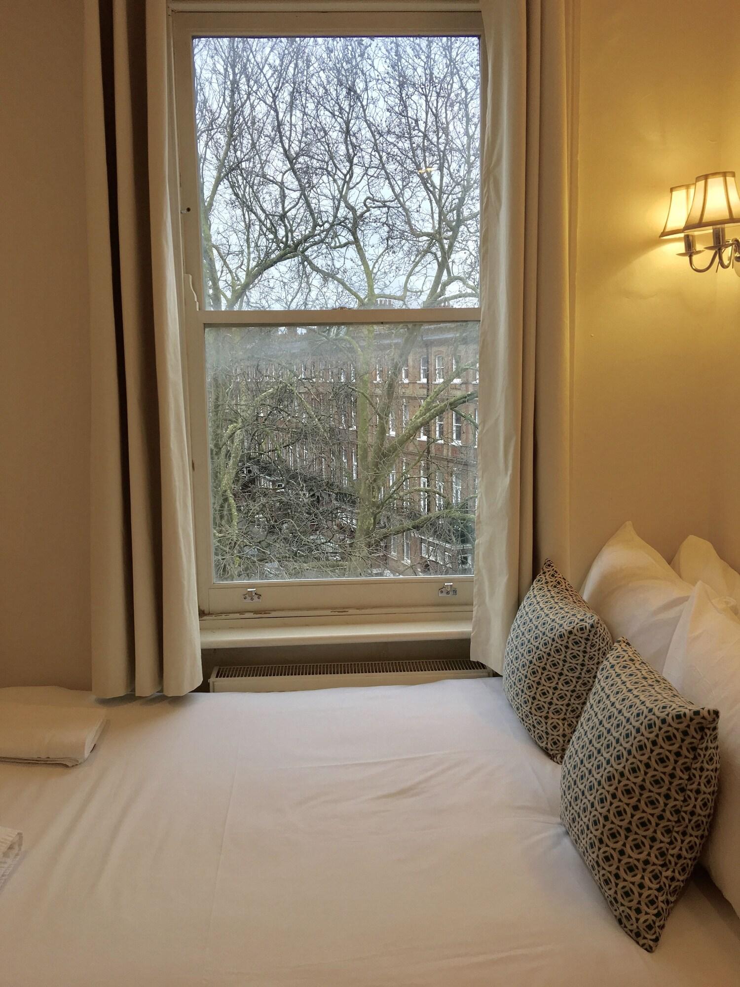 The Paramount Hotel 1